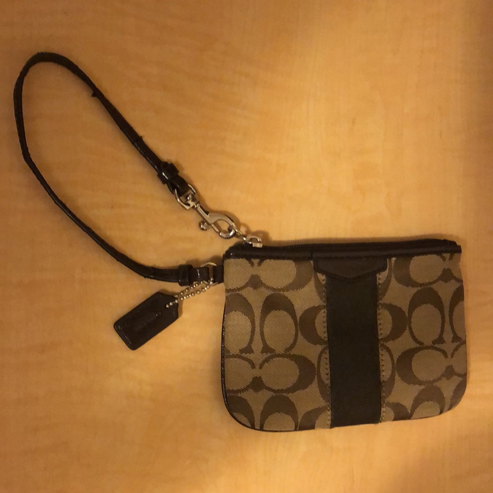 Coach Wallet - Picture 2 of 6